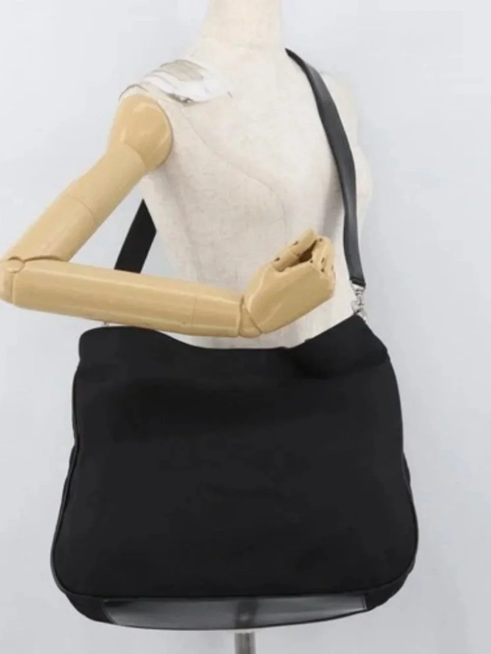 GUCCI Bamboo Shoulder Bag Nylon 2way Black Silver 001 2852 1577 5 Auth AMZ012